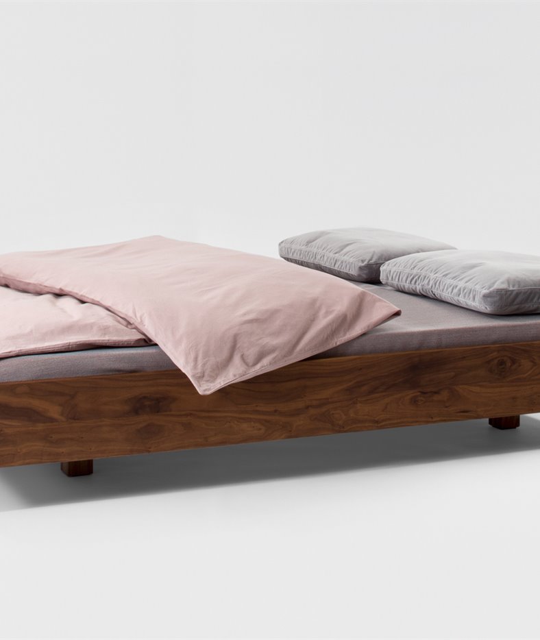 Designbed Z Simple Bed Habits 1920x1200 24